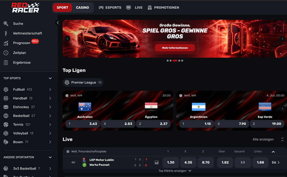 Die RedRacer-Startseite im dunklen Racing-Design