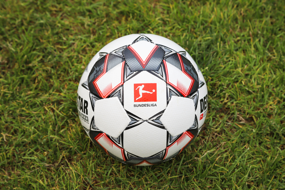 Bundesliga im TV 2026/27: Wer zeigt welche Spiele – und was kostet es?